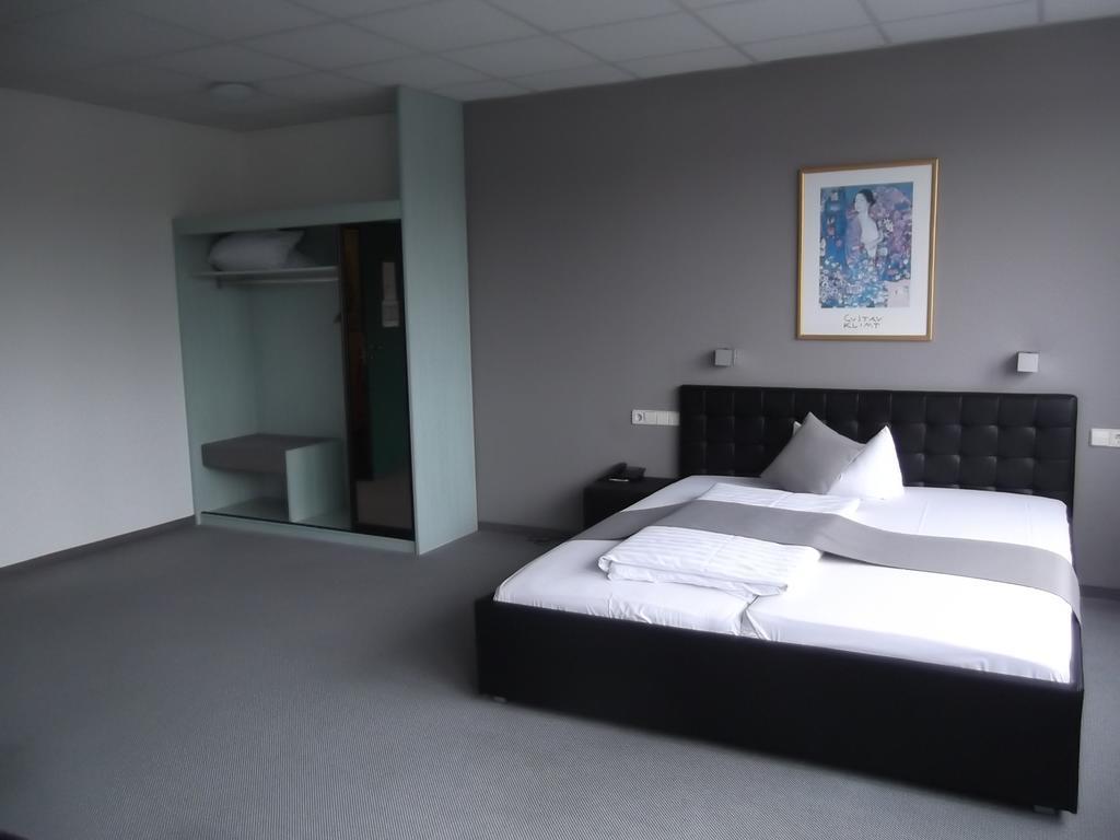 Businesshotel & Appartements Stuttgart-Vaihingen المظهر الخارجي الصورة